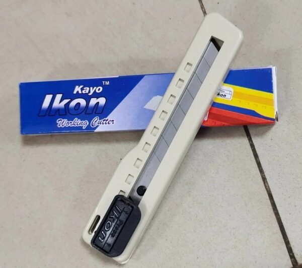 Kayo Ikon 18mm Working Cutter Assorted Color Pack of 10 Cutter
